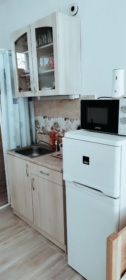 Napfény Apartmanház Balatonberény Esterno foto