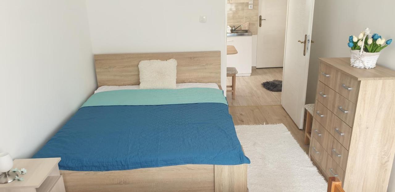 Napfény Apartmanház Balatonberény Esterno foto