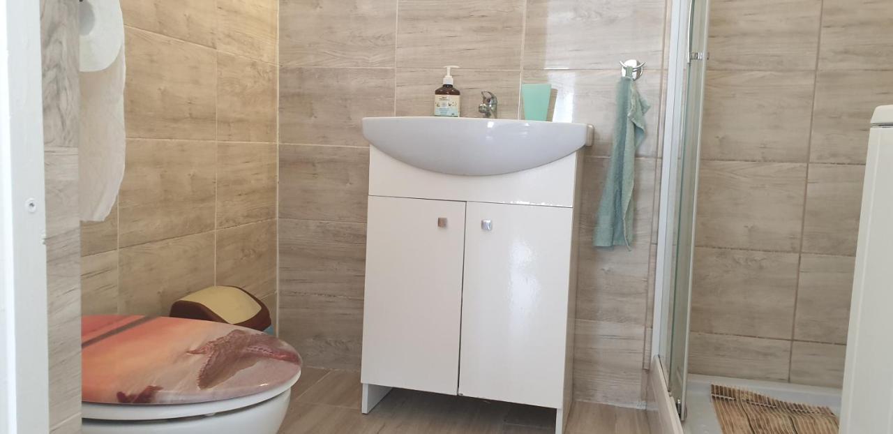 Napfény Apartmanház Balatonberény Esterno foto